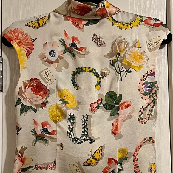 ๐ SOLD ๐ Vintage Gucci Floral Two-piece Set - Picture 14 of 14